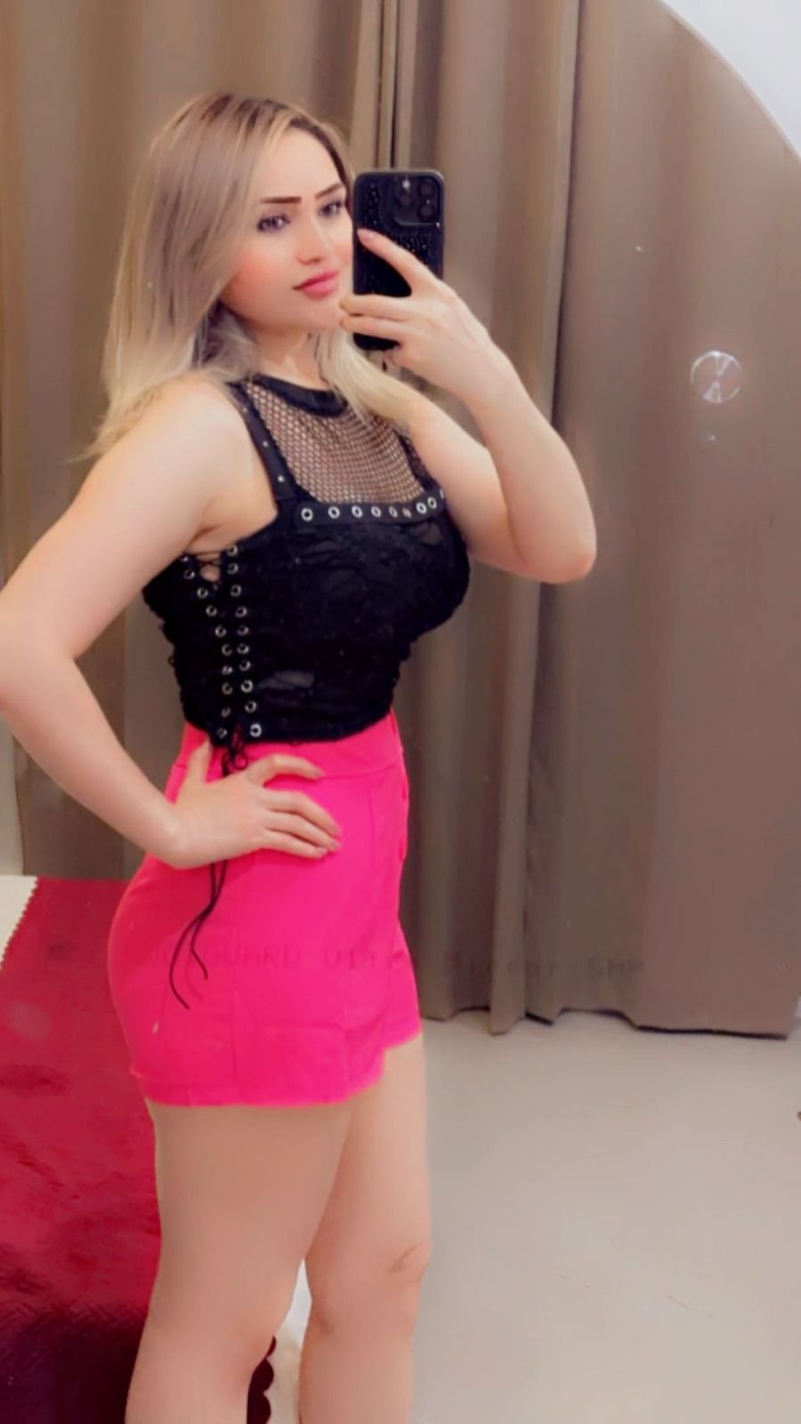 Aanya Mehra — Verified VIP Escort Gurgaon Gurugram DLF Phase 5