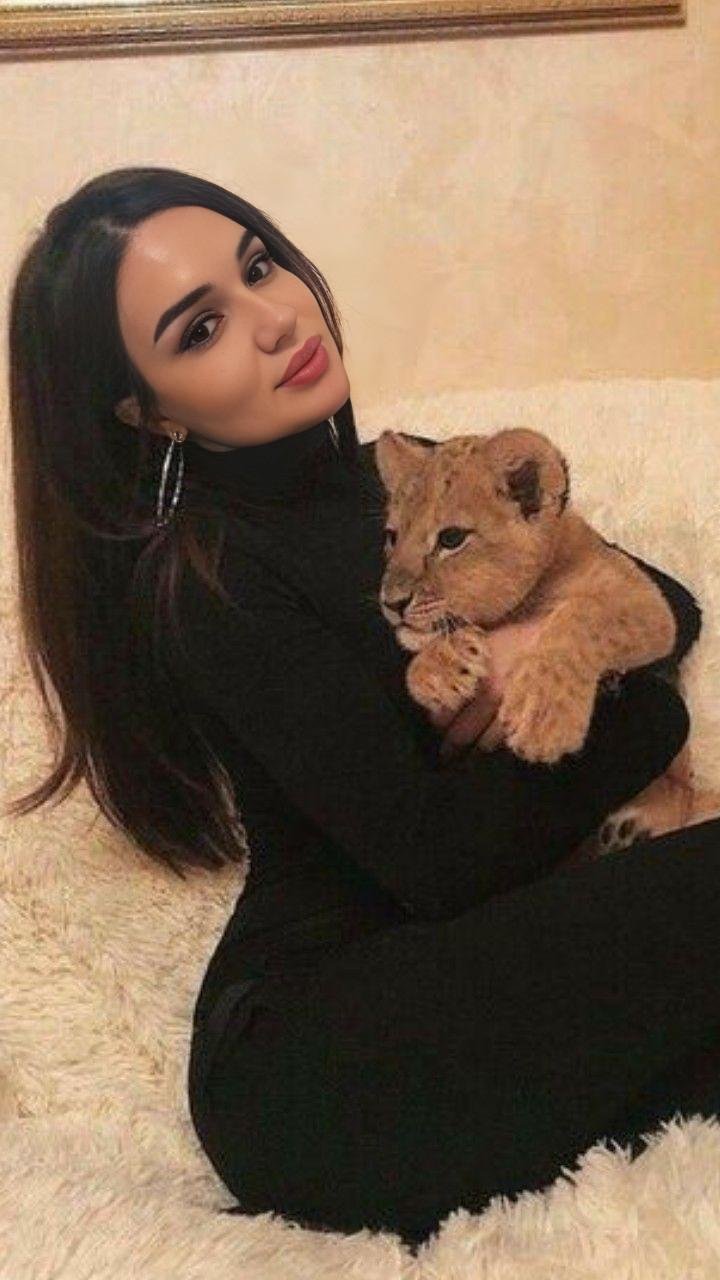 Anika Bhatia — Verified VIP Escort Gurgaon Gurugram Sohna Road