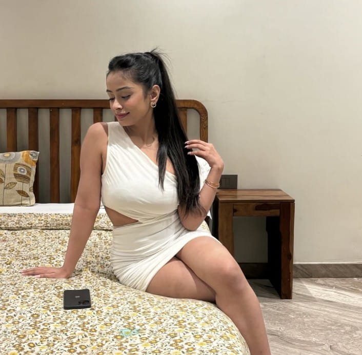 Anaya Grewal — Verified VIP Escort Gurgaon Gurugram DLF Phase 5